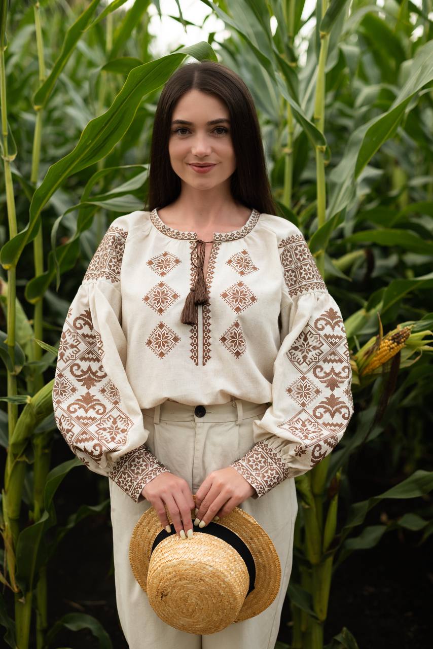 Жіноча вишита сорочка Карпатська зірка (беж)