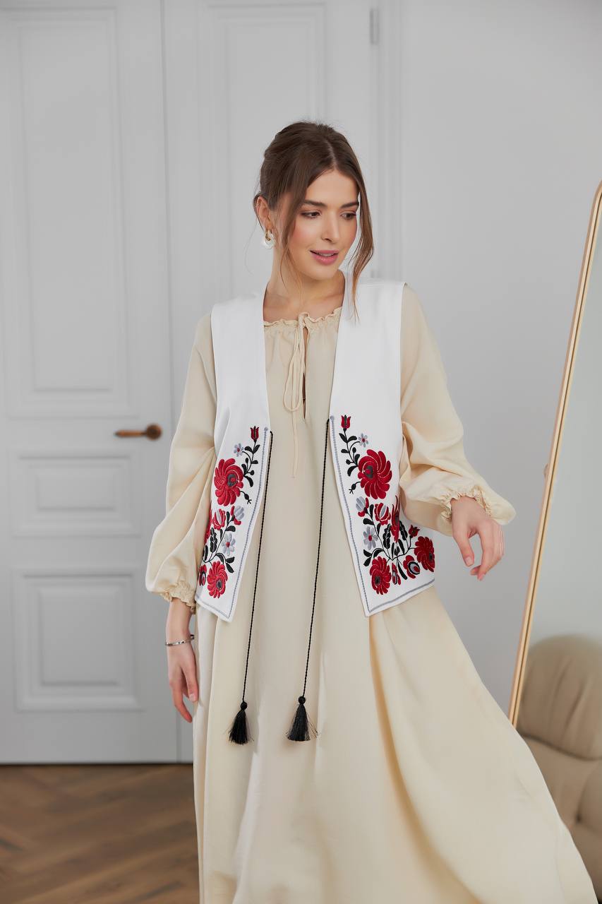 Жіноча вишита жилетка Петриківка (біла)