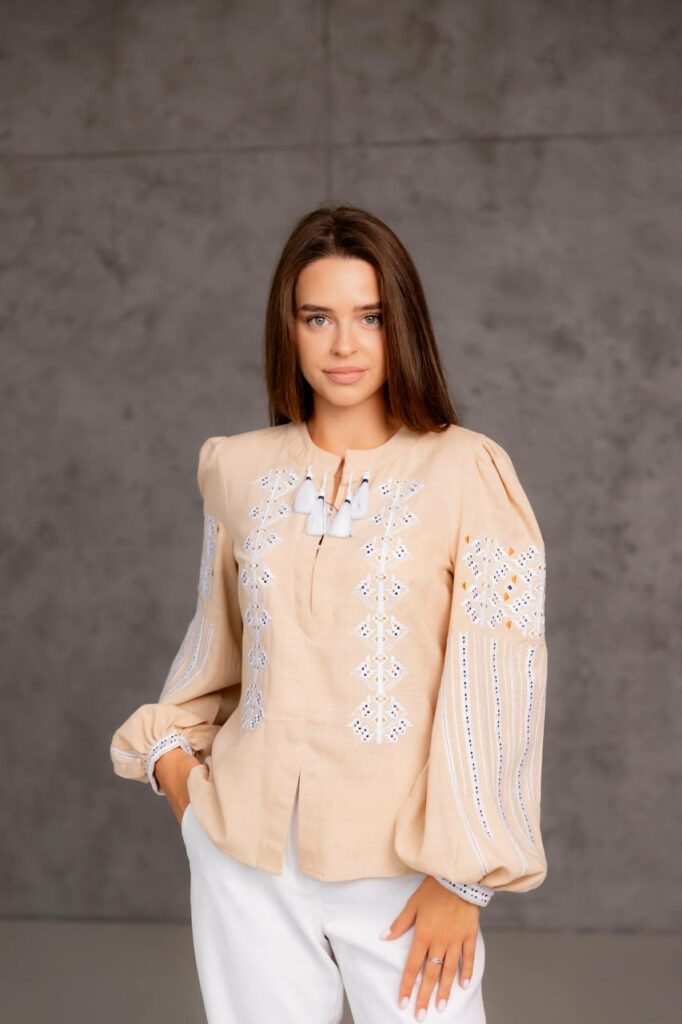 Жіноча вишита сорочка Залісся (бежева)