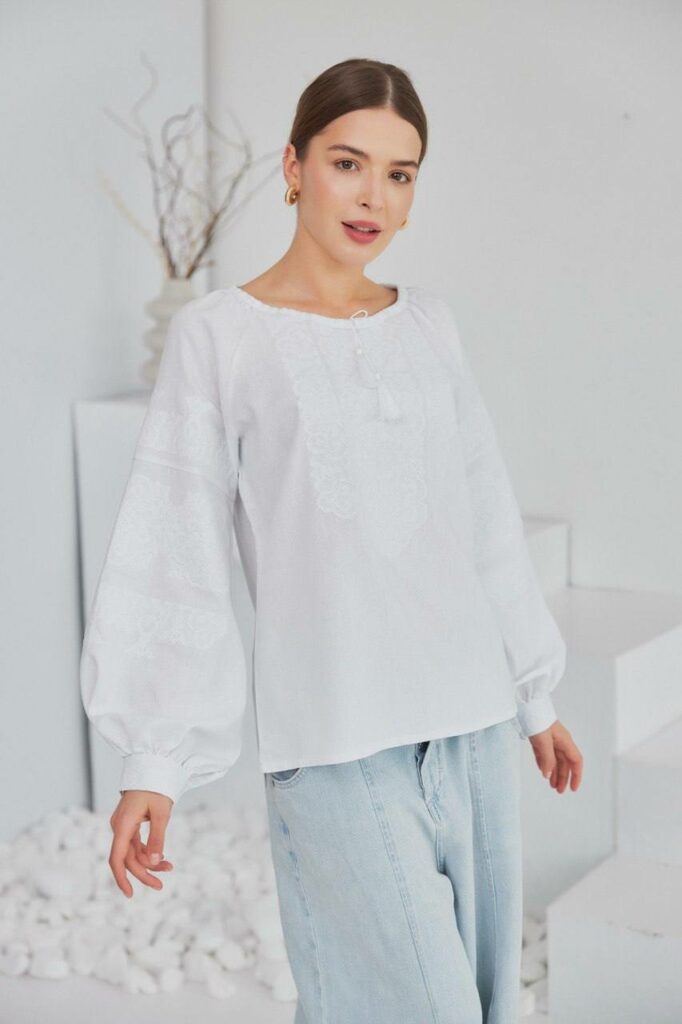 Жіноча вишита сорочка Козачка (біла по білому)
