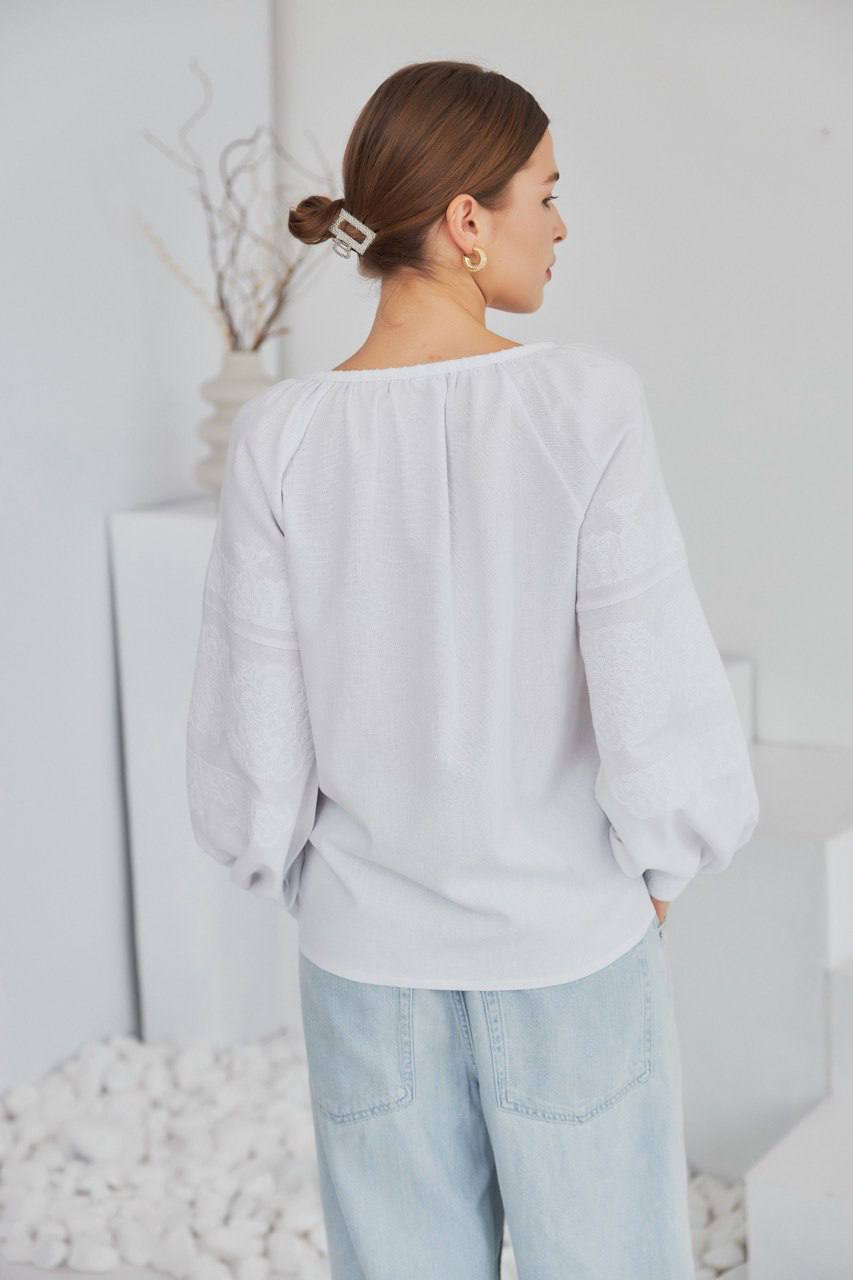 Жіноча вишита сорочка Козачка (біла по білому) hover image