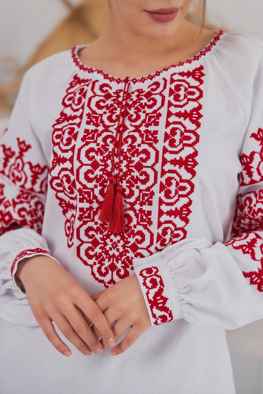 Жіноча вишита сорочка Козачка (біло-червона)