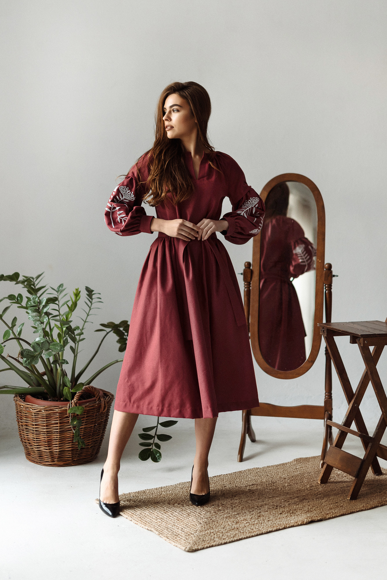 Жіноча сукня Магдалена (бордова) hover image