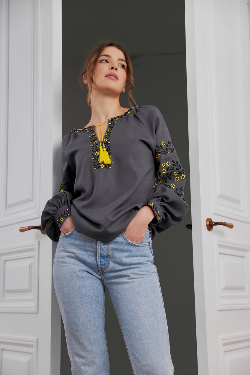 Жіноча вишита сорочка Подолянка (сіра)