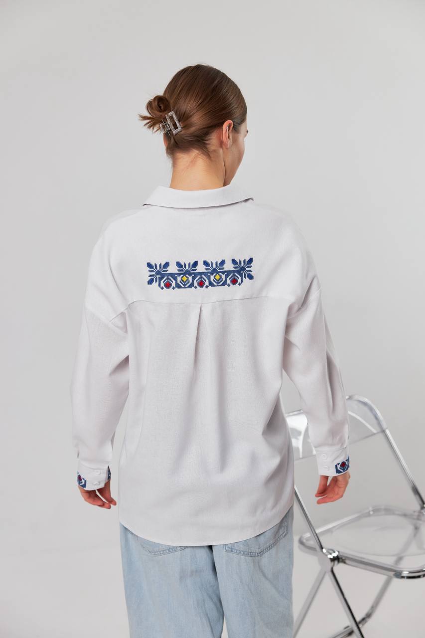 Жіноча вишиванка Серпанок (біло-блакитна)