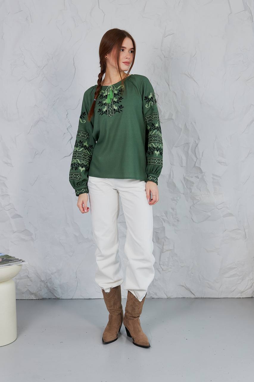 Жіноча вишиванка Стожари  (хакі) hover image