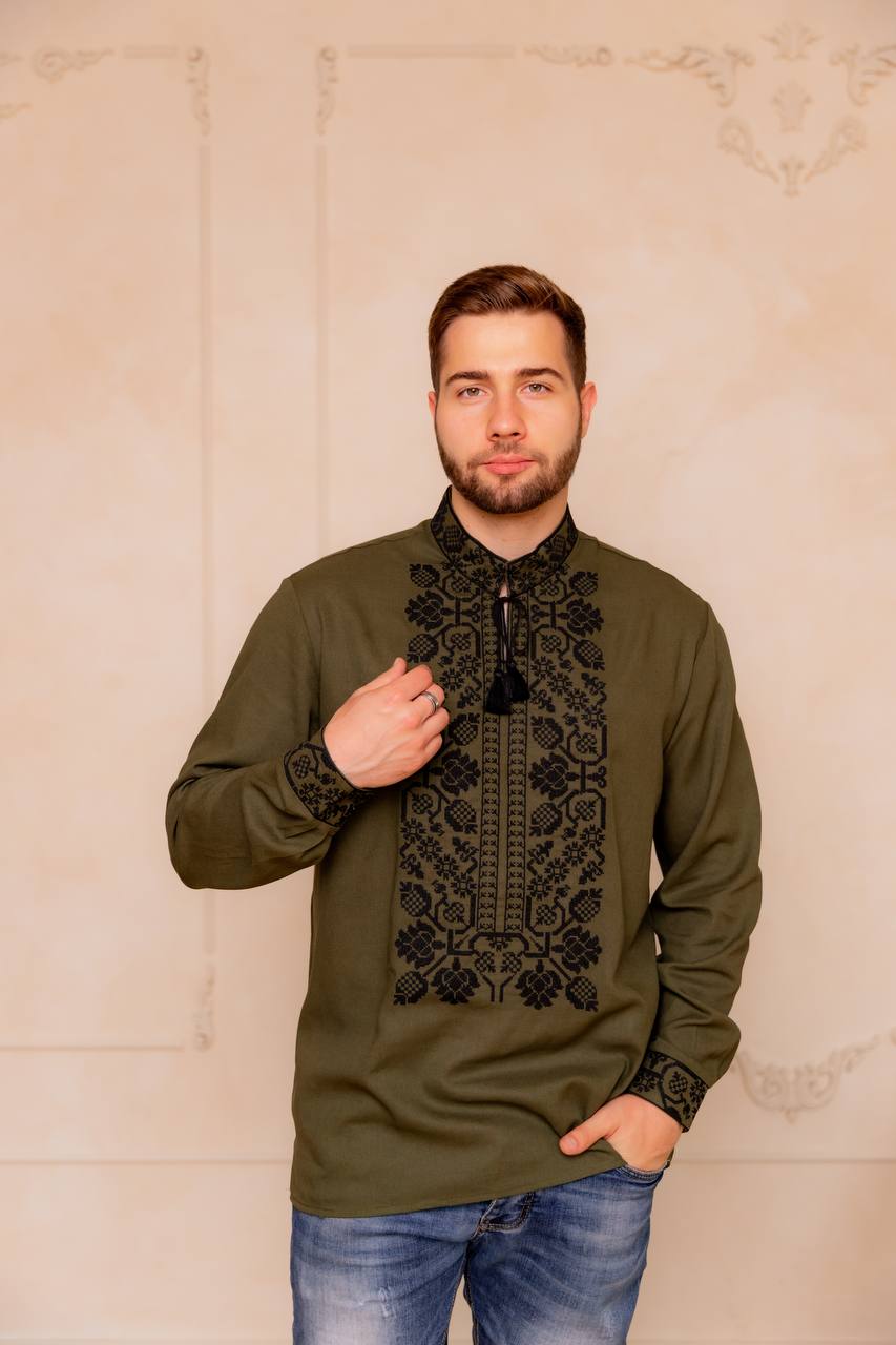 Чоловіча вишиванка Всеволод (хакі з чорним )