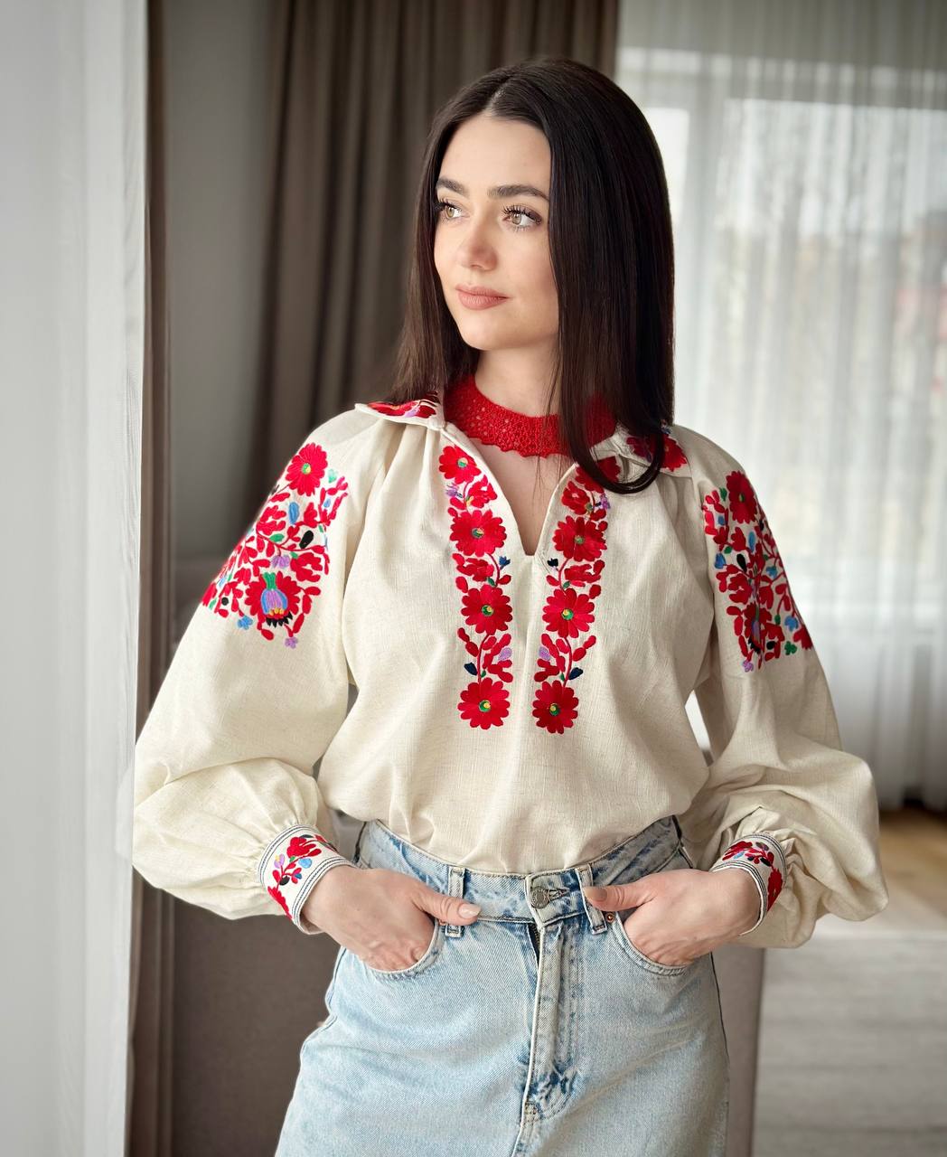 Яворівська вишиванка (беж) hover image