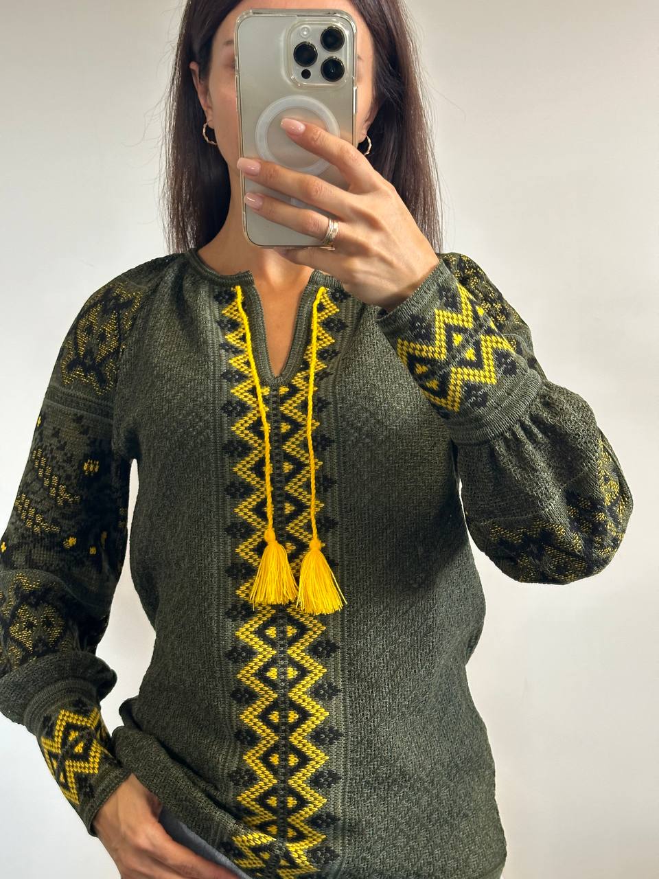 В’язана жіноча вишиванка Газдиня (хакі) hover image