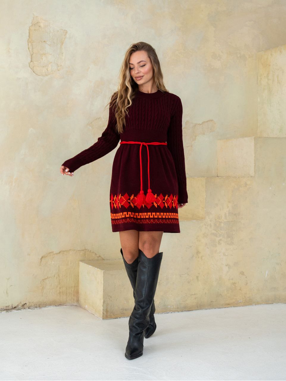 В’язана сукня Етно (бордо)