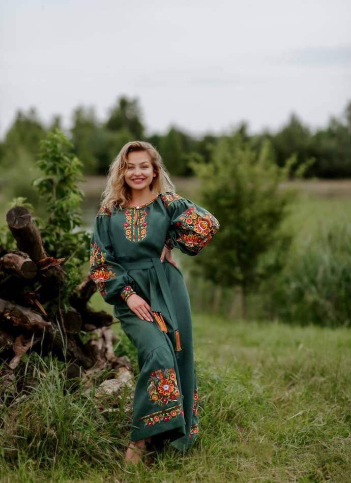 Жіноча вишита сукня Петриківка (смарагдова)